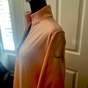 Nike Dryfit Pullover